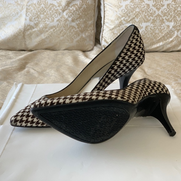 **SOLD** MICHAEL KORS FLEX PUMP HOUNDSTOOTH SIZE 9 - Picture 7 of 7
